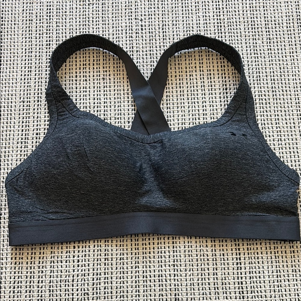 Under Armour Women’s Gray Criss-Cross Sports Bra with Medium Support 36B